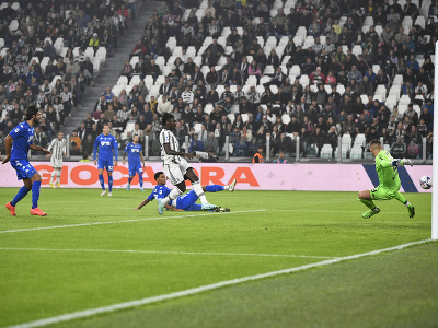 Moise Kean dáva gól Juventusu