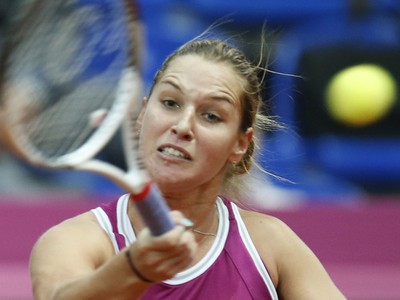 Cibulková prehrala prvý set