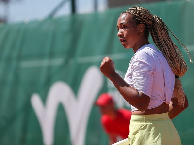 Tyra Caterina Grantová