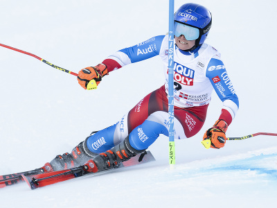 Na snímke francúzska lyžiarka Tessa Worleyová v 1. kole obrovského slalomu Svetového pohára žien v alpskom lyžovaní v talianskom Sestriere