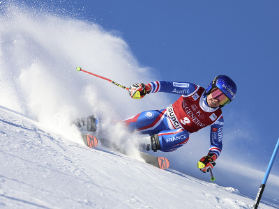 Tessa Worleyová počas 1. kola obrovského slalomu v Courcheveli