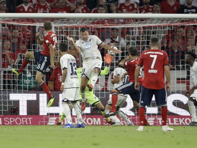 Thomas Müller strieľa vedúci gól Bayernu