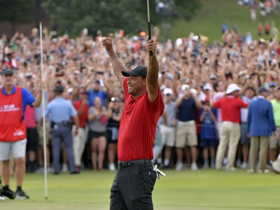 Tiger Woods ovládol podujatie Tour Championship v Atlante