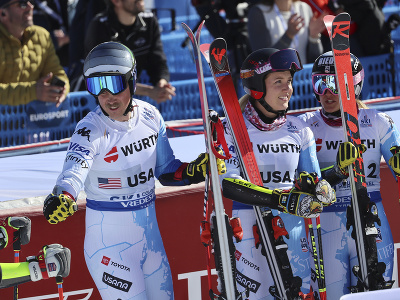 Americkí lyžiari počas tímovej súťaže na MS v alpskom lyžovaní