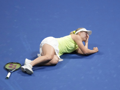 Zranená Daria Savilleová na turnaji v Tokiu