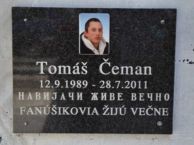 Pamätná tabuľa Tomáša v Srbsku