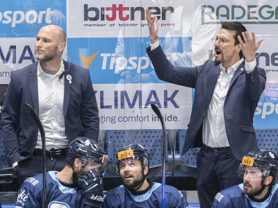 Sprava tréner hokejistov Slovana