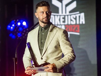Na snímke hokejista Tomáš Tatar získal ocenenie Hokejista roka a najlepší útočník (Cena Jozefa Golonku) počas vyhlásenia ankety Hokejista roka 2023