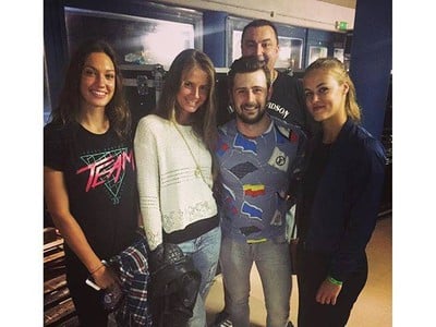 Tomáš Tatar si užíval koncert spolu s krásnymi tenistkami