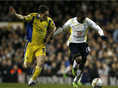Jermain Defoe v súboji