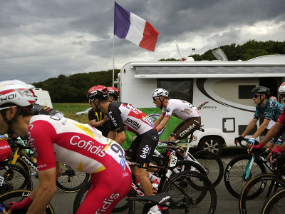 Cyklisti počas 4. etapy Tour de France