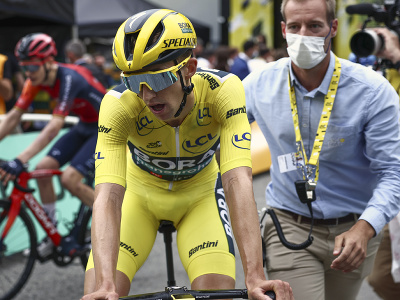 Zničený Jai Hindley v cieli 6. etapy Tour de France 2023
