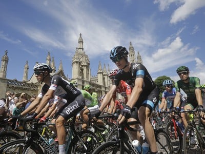 Christopher Froome, Niki Terpstra a Pierre Roland