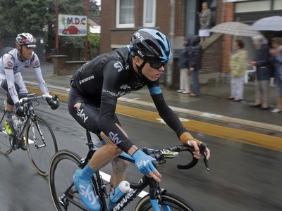 Obhajca prvenstva Chris Froome po ďalšom páde v piatej etape na tohtoročnej Tour definitívne skončil