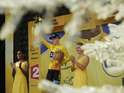 Chris Froome v žltom drese pre celkového lídra