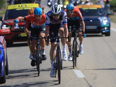 V popredí Kasper Asgreen na čele úniku počas 18. etapy Tour de France