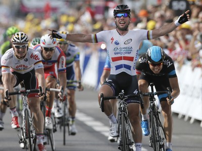 Mark Cavendish sa raduje z triumfu v piatej etape