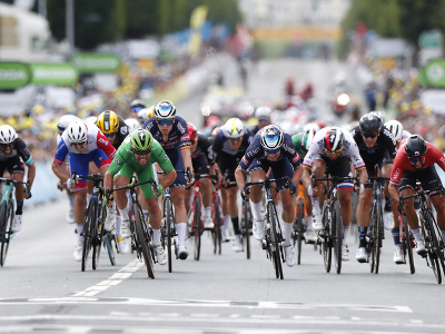 Mark Cavendish víťazom 6. etapy Tour de France 2021