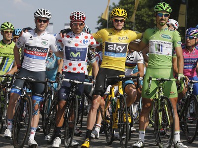 Štyria najlepší cyklisti tohtoročného Tour de France. Peter Sagan samozrejme v zelenom