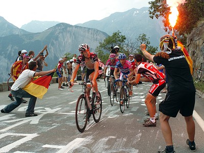 Na Tour de France sa stretnú cyklisti so všeličím.