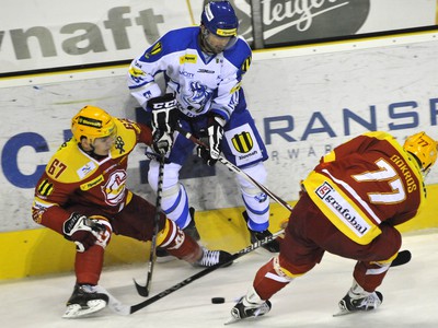 Trenčín prelomil sériu prehier, Poprad zdolal 5:2