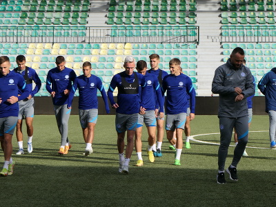 Futbalisti reprezentácie do 21 rokov počas úvodného tréningu na barážový dvojzápas o postup na ME 2023 proti Ukrajine
