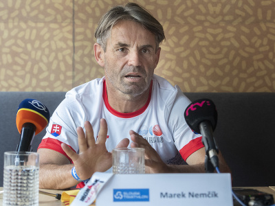 Slovenský železný muž - ironman Marek Nemčík počas tlačovej konferencie Slovenskej triatlonovej únie (STÚ) pri príležitosti dosiahnutia jeho životného míľnika 5. októbra 2021 v Bratislave.