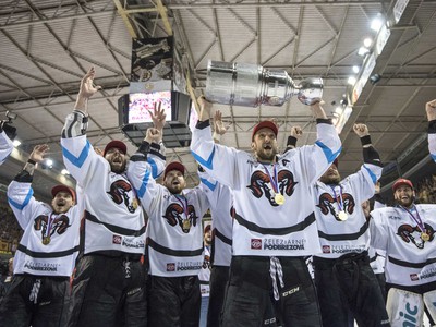 Oslavy hokejistov HC'05 iClinic