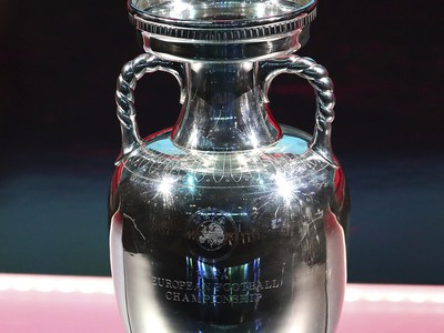 Trofej pre víťaza európskeho šampionátu