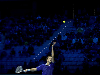 Daniil Medvedev vykročil v Turíne za obhajobou titulu