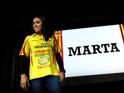 Marta v novom drese