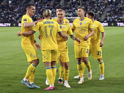Futbalisti Ukrajiny sa tešia z gólu
