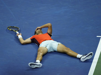 Španielsky tenista Carlos Alcaraz postúpil do semifinále US Open