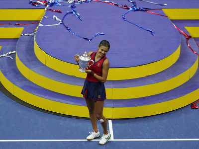 Britská tenistka Emma Raducanuová sa stala víťazkou ženskej dvojhry na grandslamovom turnaji US Open