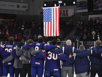 Hokejisti USA získali na majstrovstvách sveta hráčov do 20 rokov v Kanade bronzové medaily