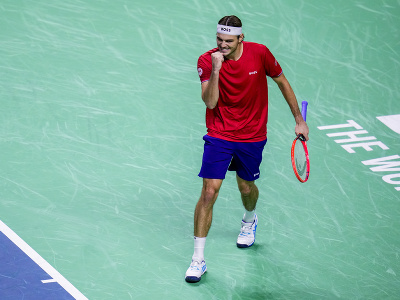 Americký tenista Taylor Fritz