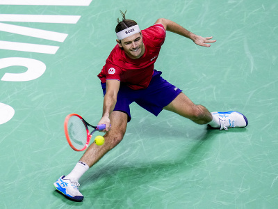 Americký tenista Taylor Fritz