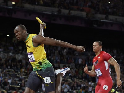 Usain Bolt finišoval štafetu Jamajky v behu na 4 x 100 metrov