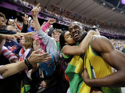 Usain Bolt si triumf v štafete vychutnal