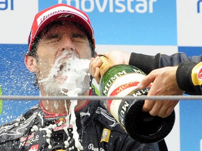 Mark Webber oslavuje víťazstvo VC Španielska