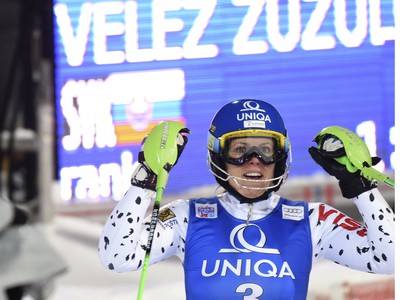 Veronika Velez-Zuzulová sa raduje z triumfu