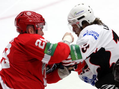 Brendon Sagden a Alexander Svitov 