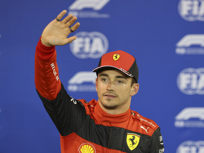 Charles Leclerc vybojoval pole position v úvodnej Veľkej cene Bahrajnu