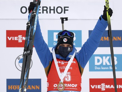 Julia Simonová vyhrala v Oberhofe preteky s hromadným štartom