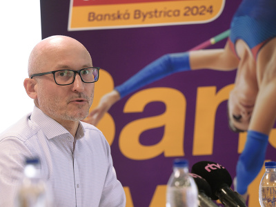 Na snímke riaditeľ atletického mítingu TIPOS P-T-S a generálny sekretár SAZ Vladimír Gubrický počas tlačovej konferencie k 59. ročníku mítingu P-T-S 