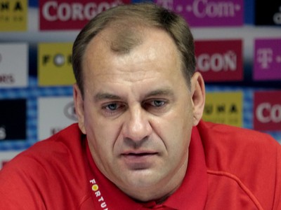 Tréner Vladimír Weiss počas