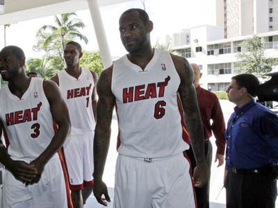 Hviezdne trio Miami Wade, Bosh a James