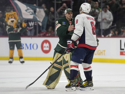 Marc-André Fleury a Alexander