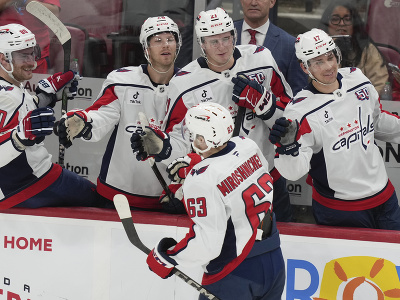 Hokejisti Washingtonu Capitals sa radujú z gólu