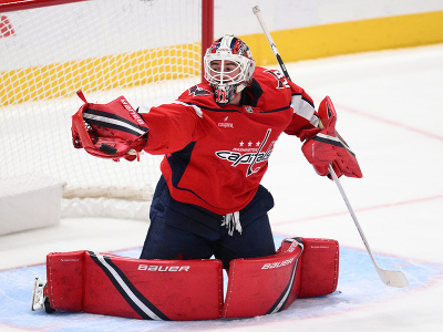 Logan Thompson, brankár Washingtonu Capitals